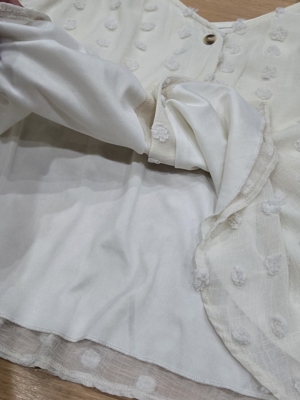 White V Neck Button Front Sleeveless Top - Picture 9 of 11